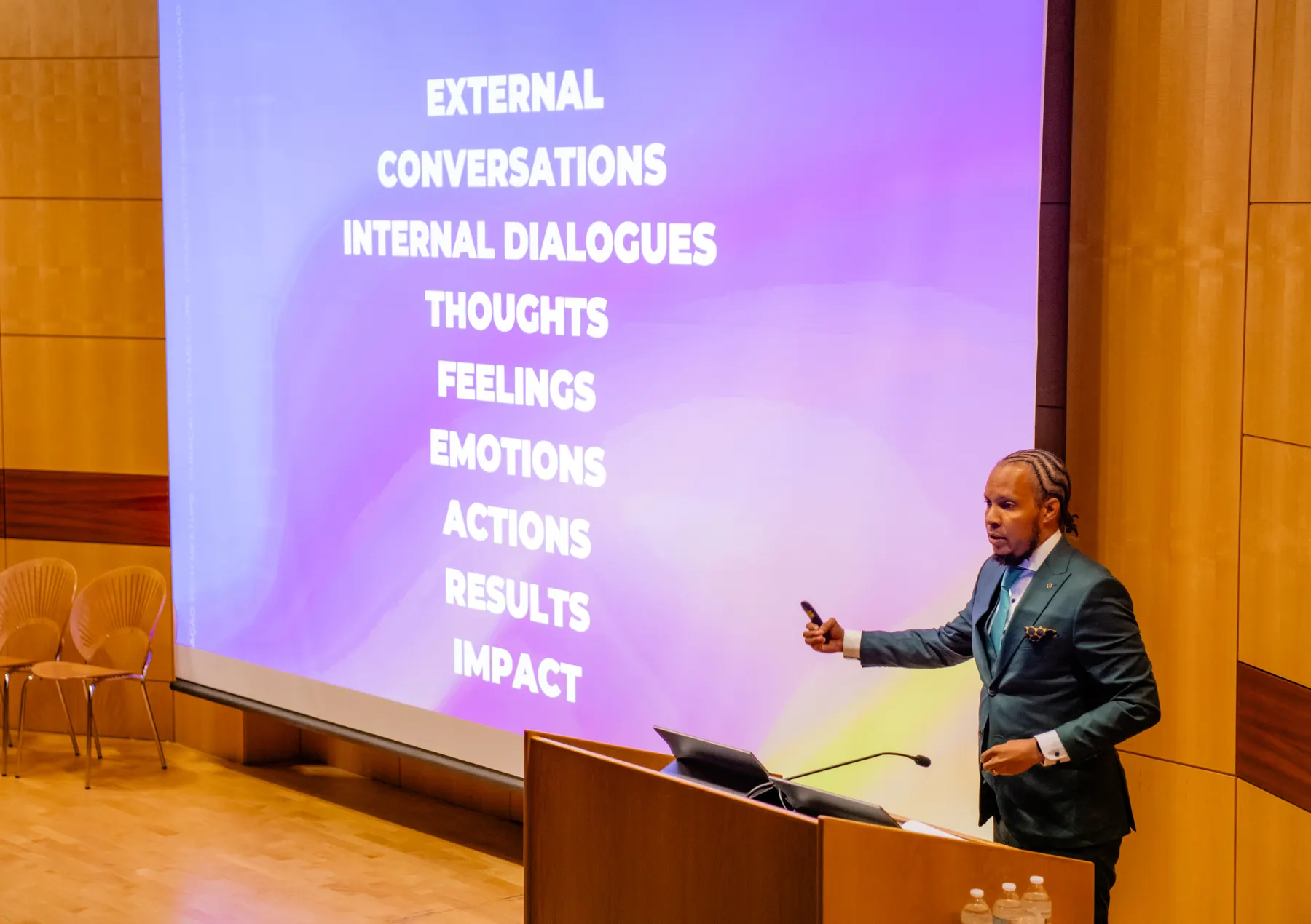 Adric Walter explaining the mindset model